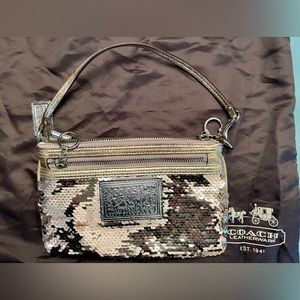Coach Limited Edition Poppy Gold Like New